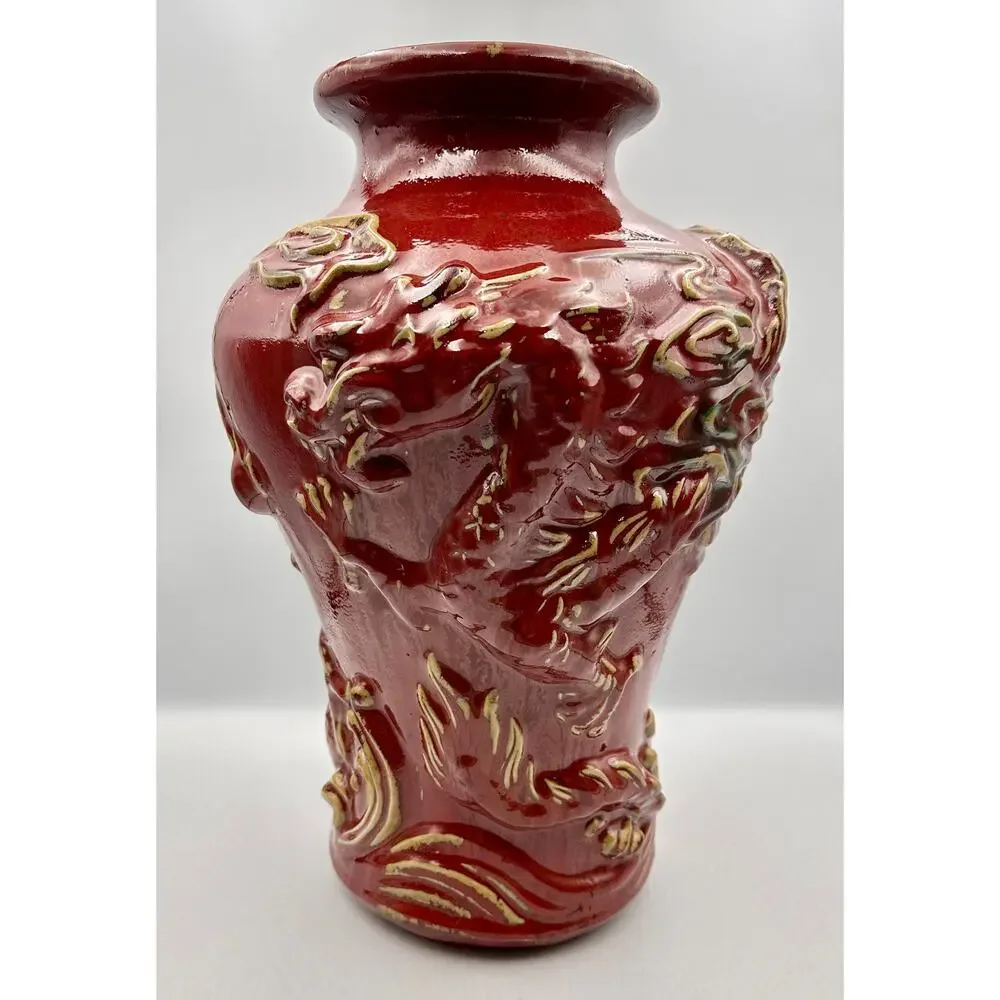 Chinese Vintage Sang de Boeuf Oxblood Glaze Ceramic Vase with Twin Dragons